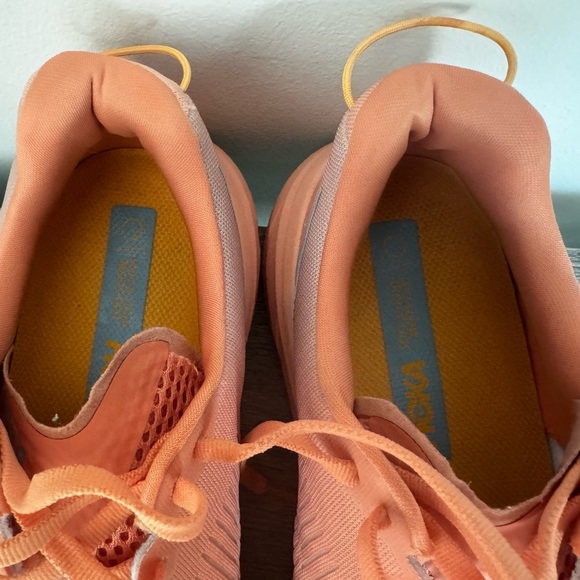 Hoka One One Rincon 3 

Shell Coral Peach 1119396-SCPP W8B - Picture 11 of 13